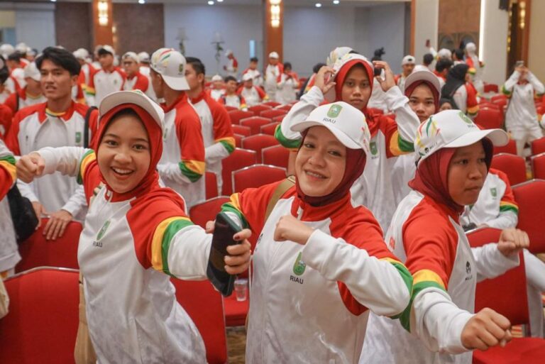 gubernur-riau-setujui-bonus-atlet-p