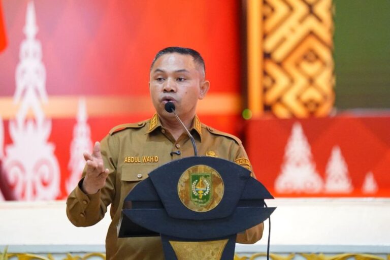 gubri-abdul-wahid-beri-peringatan-k