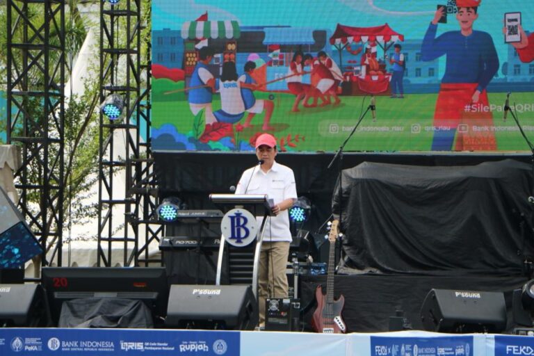 bi-riau-dorong-masyarakat-gunakan-q