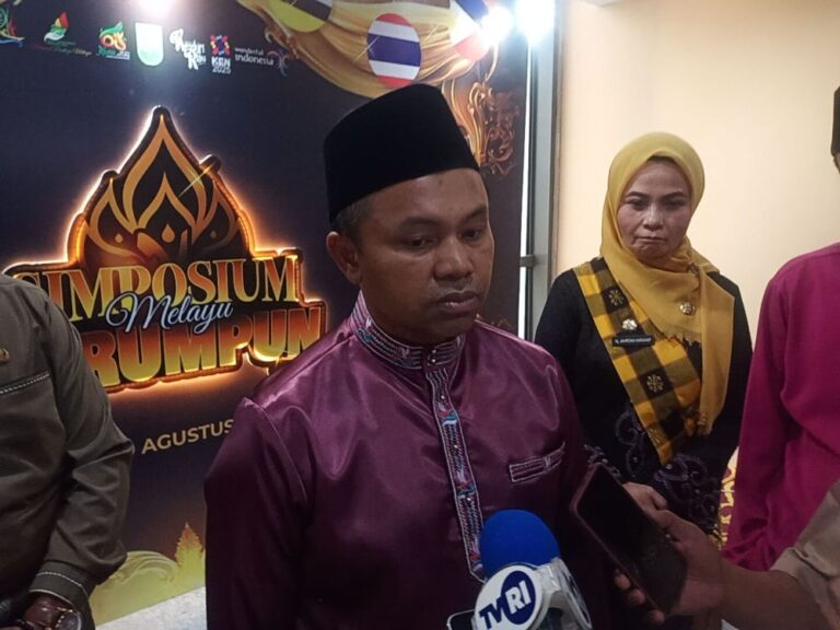 gubernur-abdul-wahid-bertekad-wujud