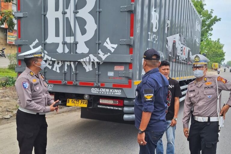 razia-truk-odol-di-pekanbaru-30-ke