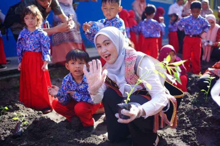lewat-literasi-hijau-bunda-paud-pe