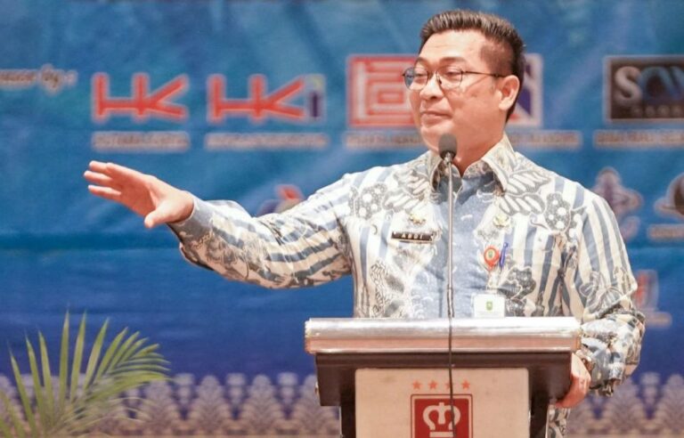 sekda-riau-pembangunan-jalan-harus