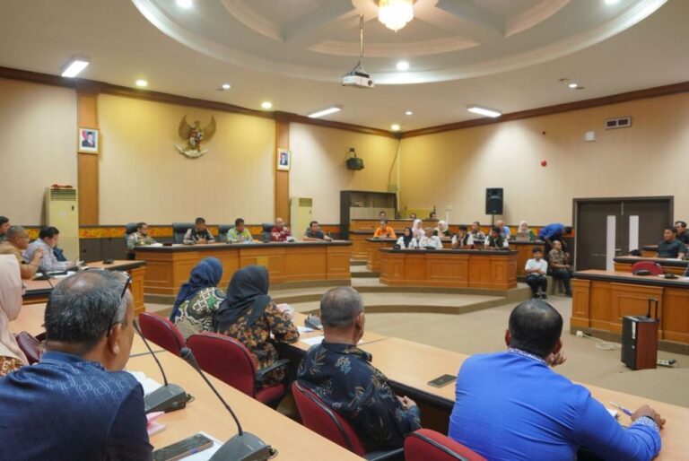 pelaku-usaha-hw-live-house-tetap-pu