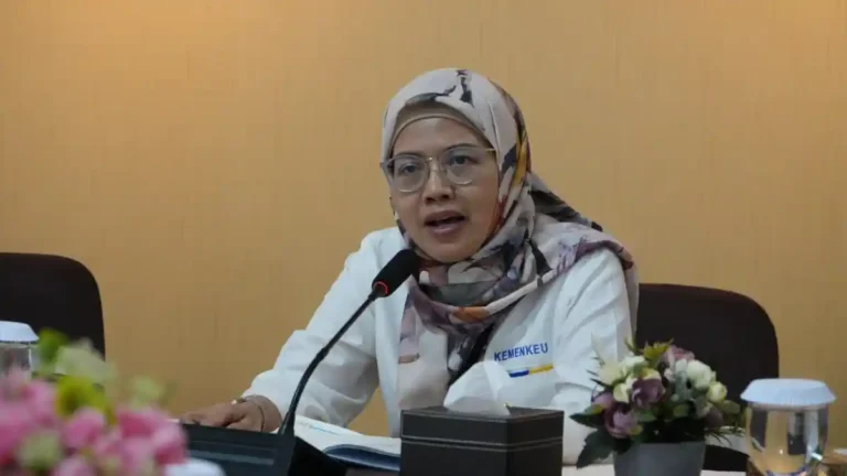 Kepala-Kanwil-Ditjen-Perbendaharaan-DJPb-Provinsi-Riau-Heni-Kartikawati