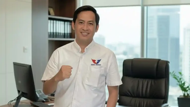 Rowandri-ditunjuk-DPP-Perindo-sebagai-Plt-Ketua-DPD-Perindo-Kabupaten-Kuansing