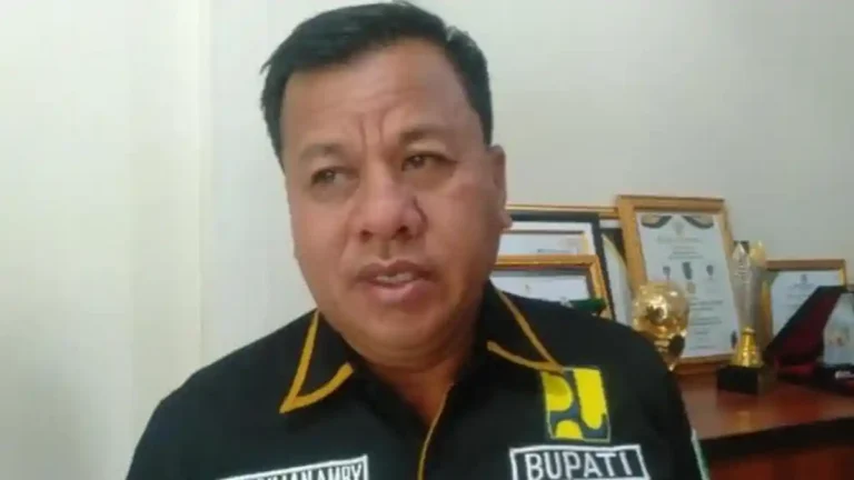 Bupati_Kuansing_Suhardiman_Amby_genjot_swasembada_daging_dengan_IB_sapi