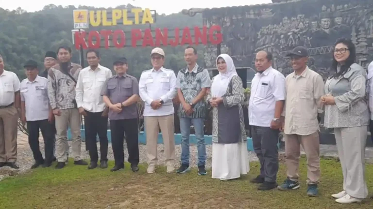 DPRD-Riau-kunjungi-PLTA-Koto-Panjang