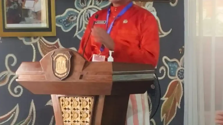 Plt-kaDisdikbud-Pelalawan-Leo-Nardo-SPd