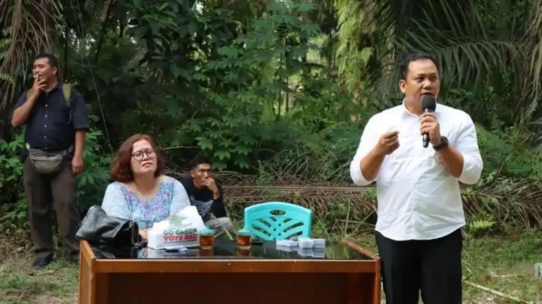 Sekretaris-DPW-PSI-Riau-Juandy-Hutauruk-oke-1