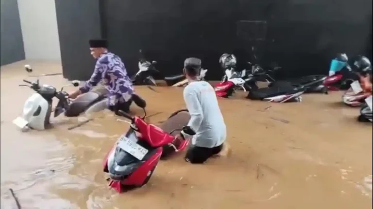 basement-masjid-agung-islamic-centre-rohul-banjir