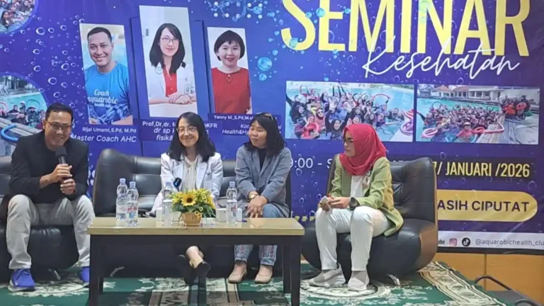 SEMINAR-KESEHATAN-aquaroci