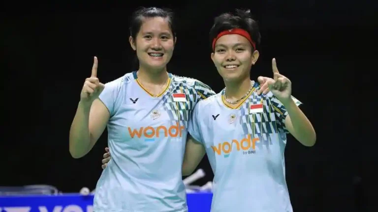 Ganda-Putri-Indonesia-Lanny-Tria-MayasariSiti-Fadia-Silva-Ramadhanti-berselebrasi