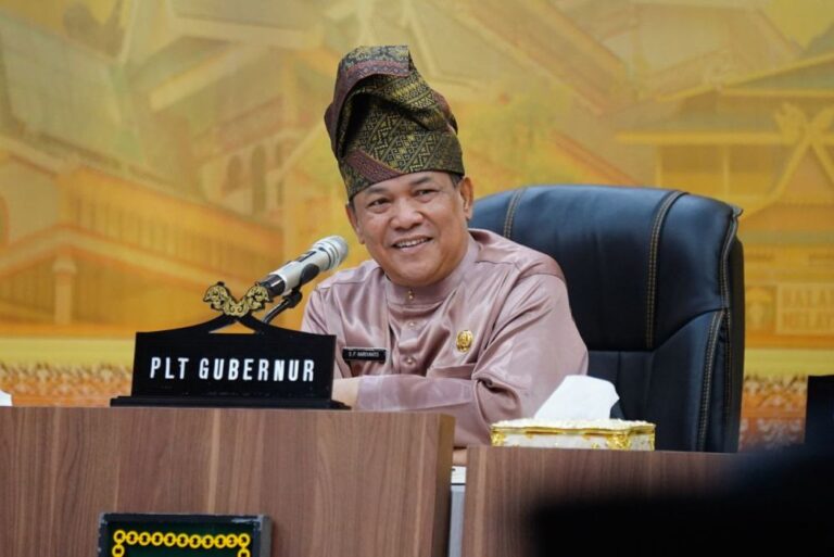 Akselerasi JKN di Riau: Plt Gubri SF Hariyanto Klaim Cakupan Layanan Kesehatan Tembus 99,74 Persen