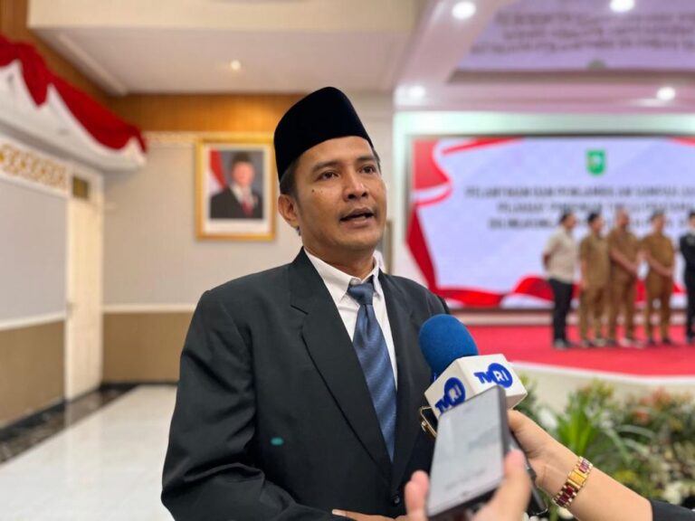 jumat-tetap-ngantor-daftar-pejabat