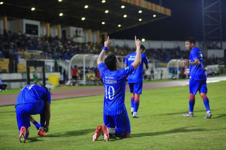 psps-pekanbaru-tundukkan-persekat-t