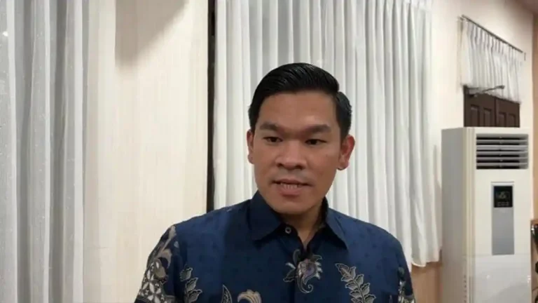 Meyer-Volmar-Simanjuntak-JPU-KPK-di-sidang-Abdul-Wahid