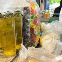 Minyakita-dipajang-pedagang-di-Pasar-Pagi-Arengka-Kota-Pekanbaru
