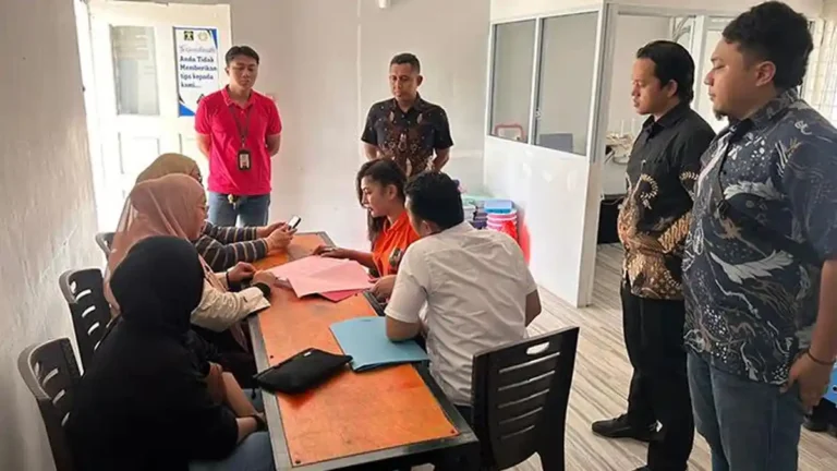Proses-tahap-II-kasus-eks-Putri-Indonesia-Riau-Jeni-Rahmadial-Fitri