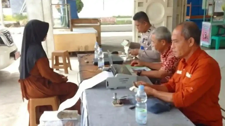 Samsat-Tanjak-melayan