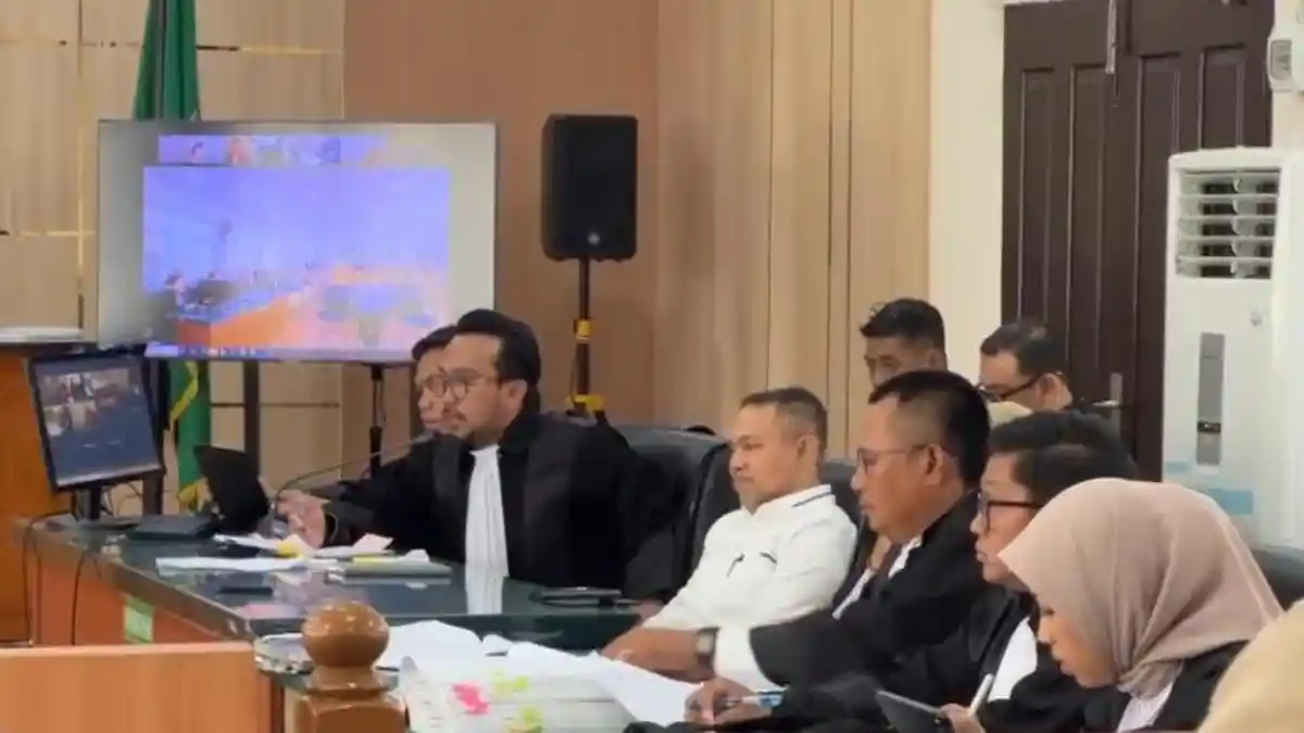 Sidang_Kasus_Abdul_Wahid_04062026