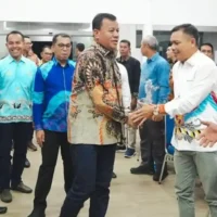 Suhardiman-Amby-Ajak-Alumni-UNRI-di-Kuansing-Jadi-Penggerak-Ekonomi-Daerah