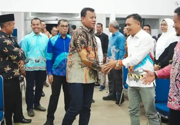 Suhardiman-Amby-Ajak-Alumni-UNRI-di-Kuansing-Jadi-Penggerak-Ekonomi-Daerah