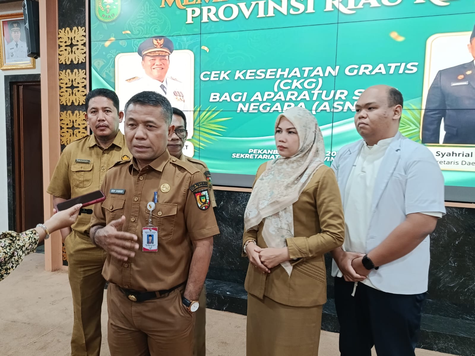 26127-news-diskes-pekanbaru-gel